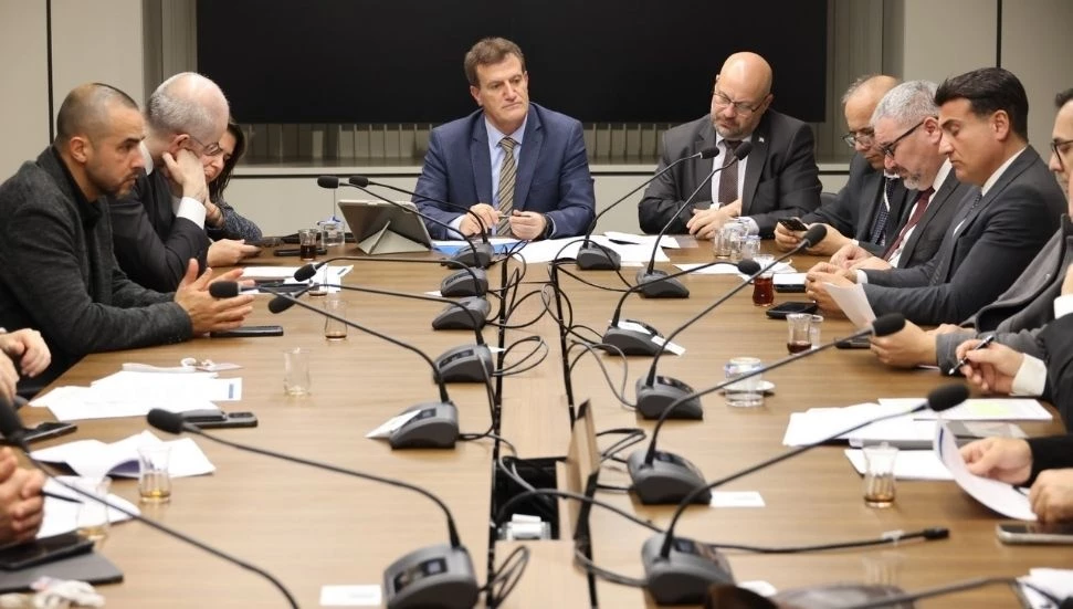 Fiber Optik Protokolü Meclis’i kilitledi