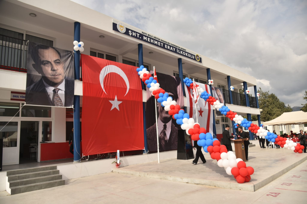 Şehit Mehmet Eray İlkokulu’nun yeni dersliği törenle açıldı