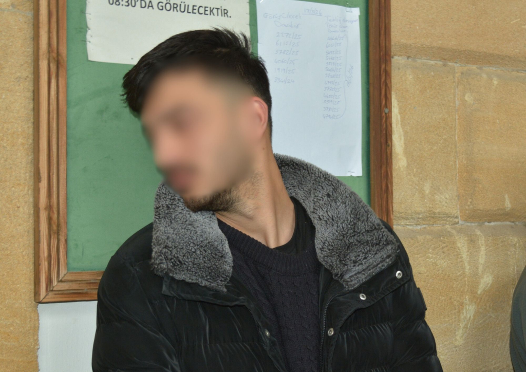 Üzerinde yeşil reçeteye tabii ilaç bulunan turist cezaevine gönderildi