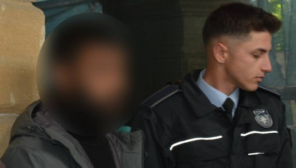 Aralarında para toplayıp uyuşturucu aldılar, dönerken yakalandılar