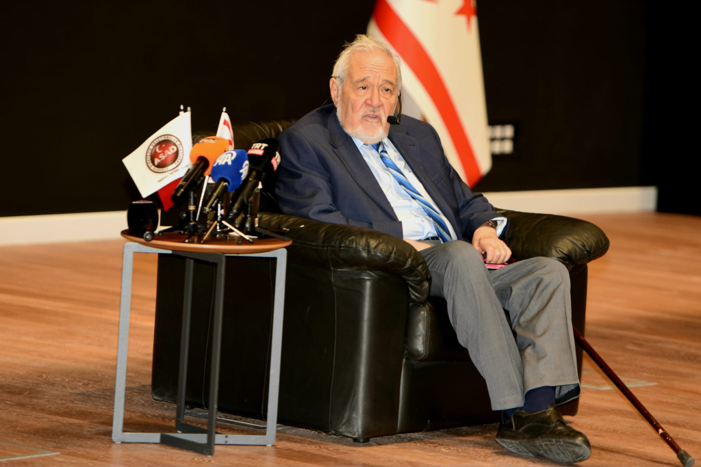 Tarihçi ve yazar İlber Ortaylı entübe edildi