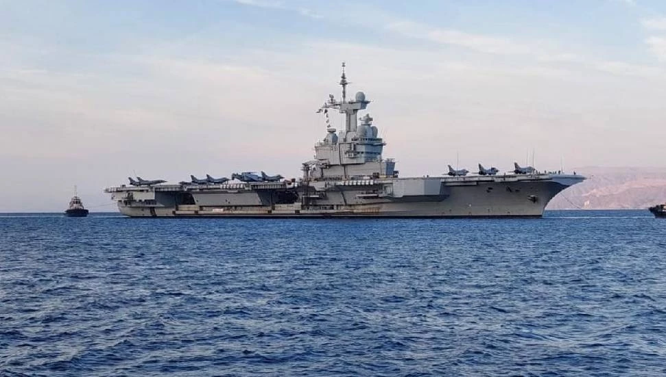 Fransa, Charles de Gaulle uçak gemisini Akdeniz’e gönderiyor