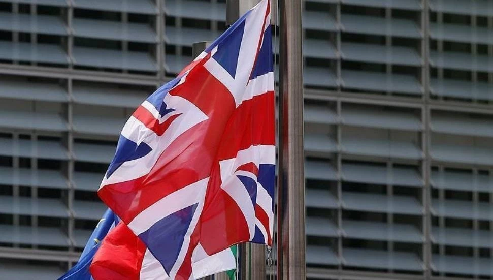 Birleşik Krallık, Dubai’deki vatandaşları için uçuş rezervasyon portalı açtı