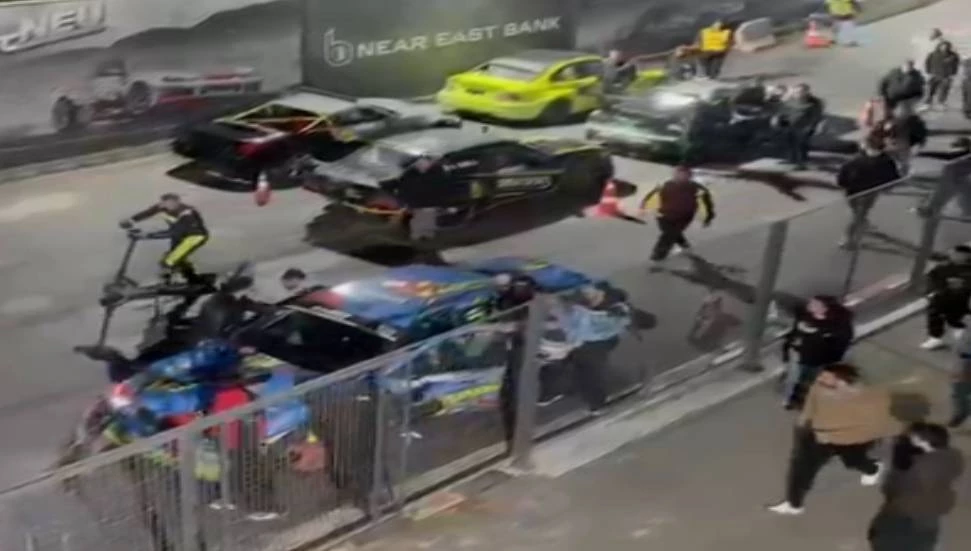 İbrahim Yücebaş ve Murat Kapacak Hollandalı yarışmacıları dövdü