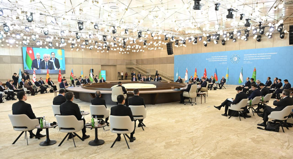 Aliyev: TDT’nin konumunu daha da güçlendirmeliyiz