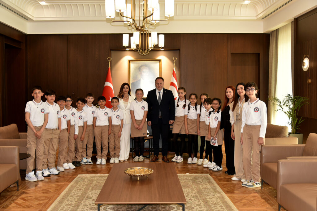 Öztürkler, makamını Dalay’a devretti