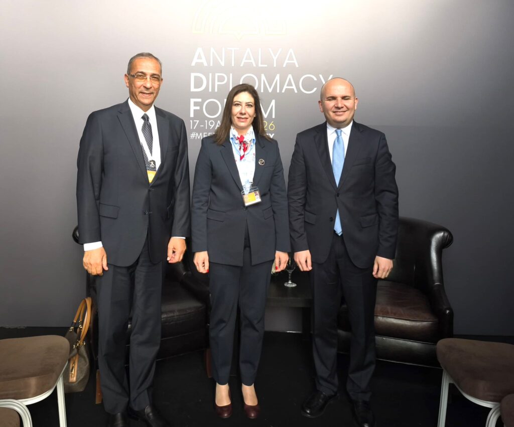 İncirli, AP Hukuk İşleri Komisyonu Başkanı İlhan Küçük ile bir araya geldi