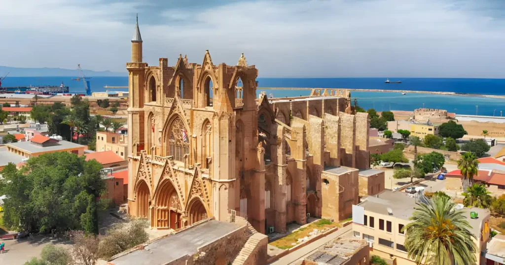 Lala Mustafa Paşa Cami restorasyon çalışmaları sebebiyle ibadete ve ziyarete kapatılıyor