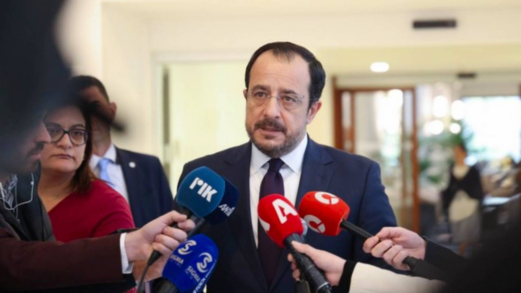 Hristodulidis, Guterres ile görüştüklerini Erhürman’la da görüşmek istiyor