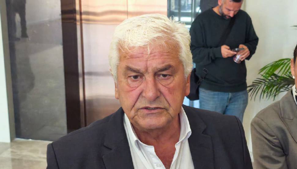 Bıçaklı: Grup toplantısından çıkacak kararı bekleyeceğiz