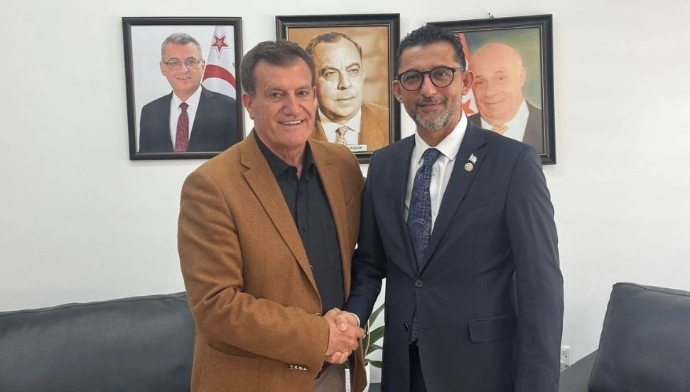 Latif Akça, YDP’ye katıldı