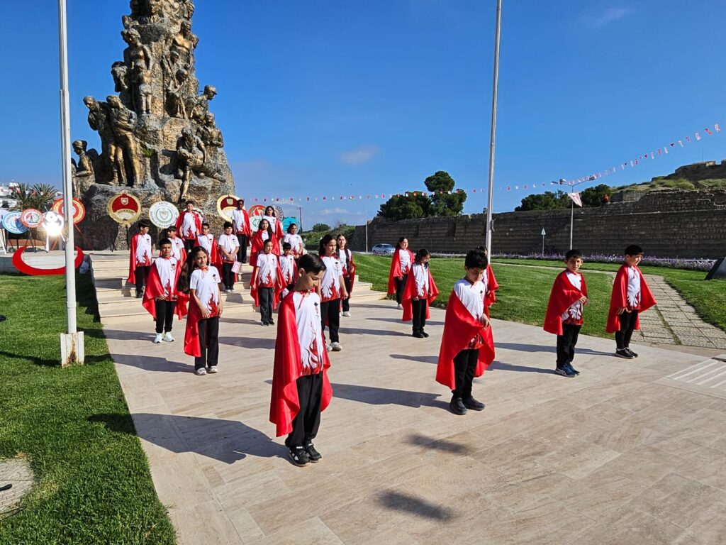 Gazimağusa’da 23 Nisan törenle kutlandı