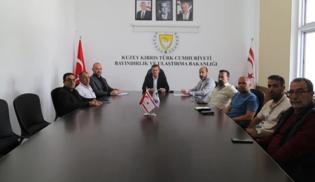 Arıklı, taksi sektörü temsilcilerini kabul etti: Sorunlar Bakanlar Kurulu’na taşınıyor