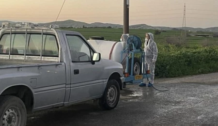 İtlaflara son verilmesini isteyen Rum hayvancılar perşembe günü eylem tehdidinde bulundu