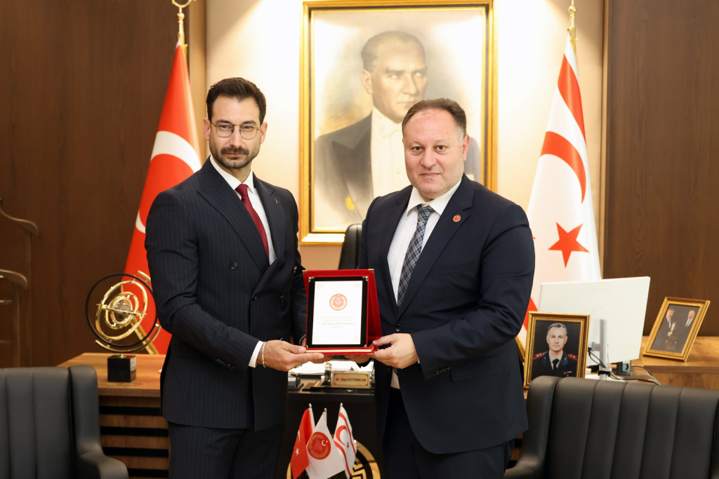 Öztürkler: Yiğitcan gibi sporcularımızın başarıları gençlerimize ilham veriyor