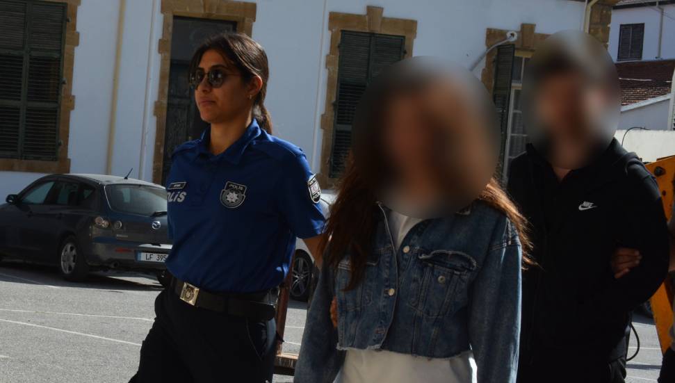 Uyuşturucuyla yakalanan turistler cezaevine gönderildi