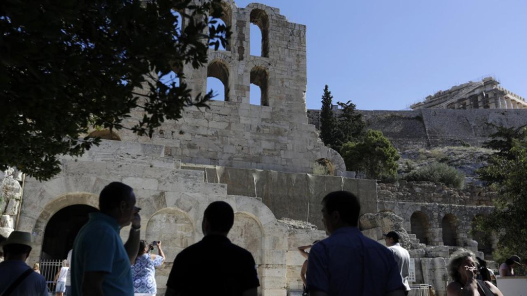 Yunanistan’dan borçları için Akropolis’in satılması istendi