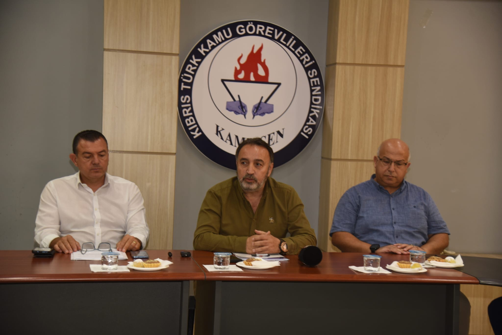KAMUSEN: Sözleşmeli personel iş güvencesi talep ediyor