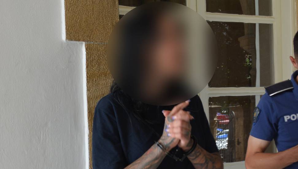 Eski erkek arkadaşına ait görüntüleri karısına gönderen zanlı cezaevine gönderildi