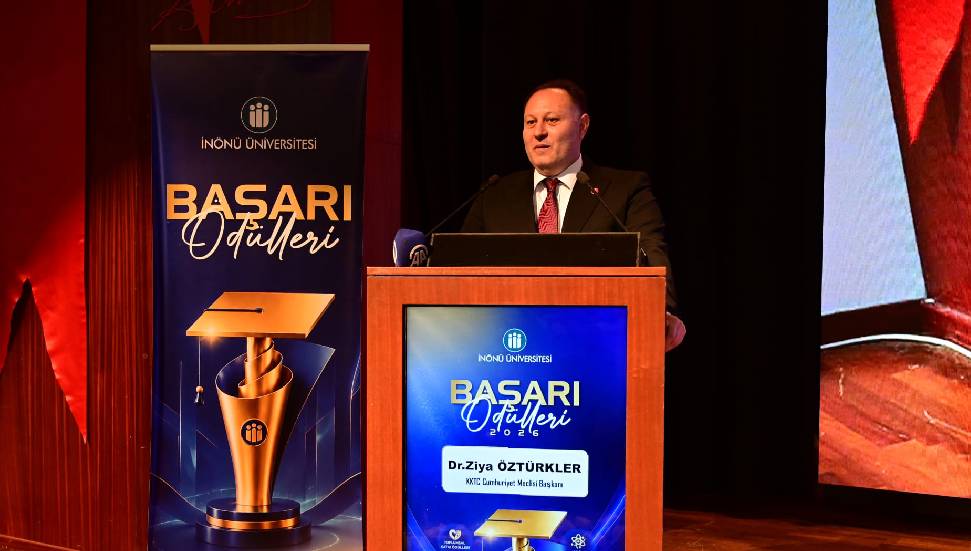 Öztürkler: Üniversiteler, toplumun geleceğini şekillendiren merkezlerdir