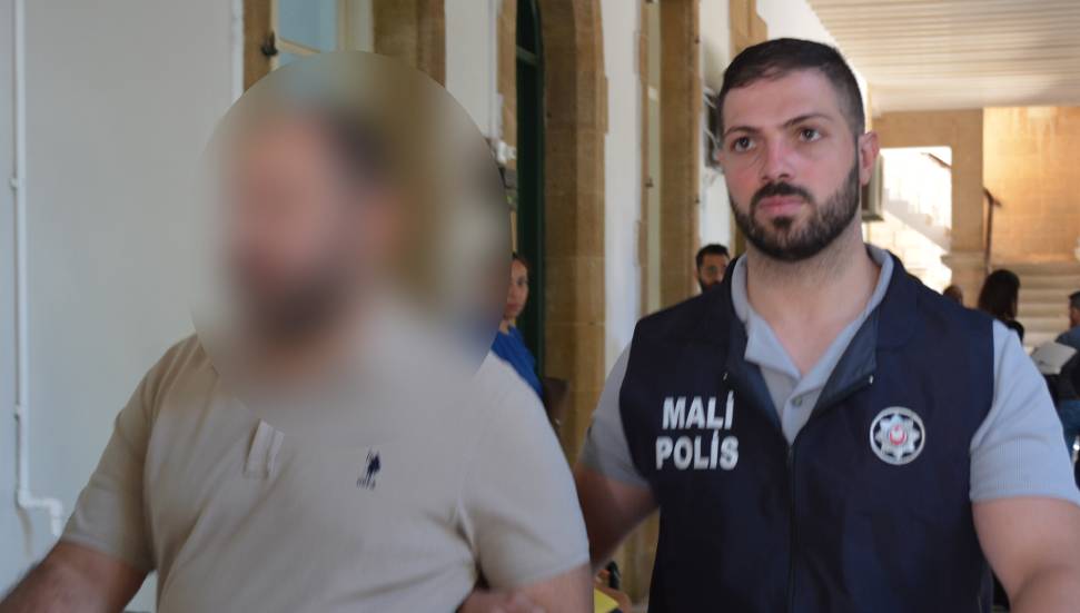 Uyuşturucu soruşturmasında iki zanlı cezaevine gönderildi