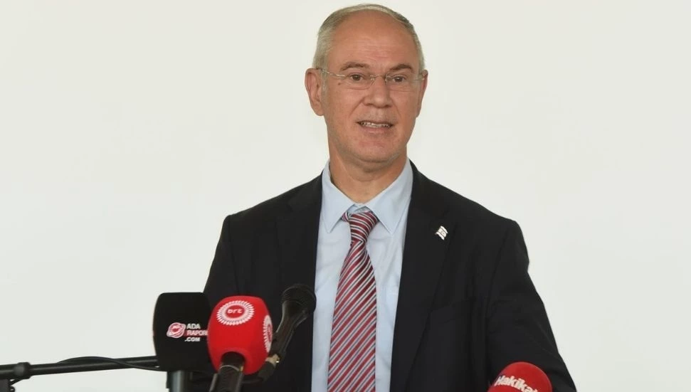 Oğuzhan Hasipoğlu: KKTC vatandaşlarının özel sektördeki oranı yüzde 50’nin altında