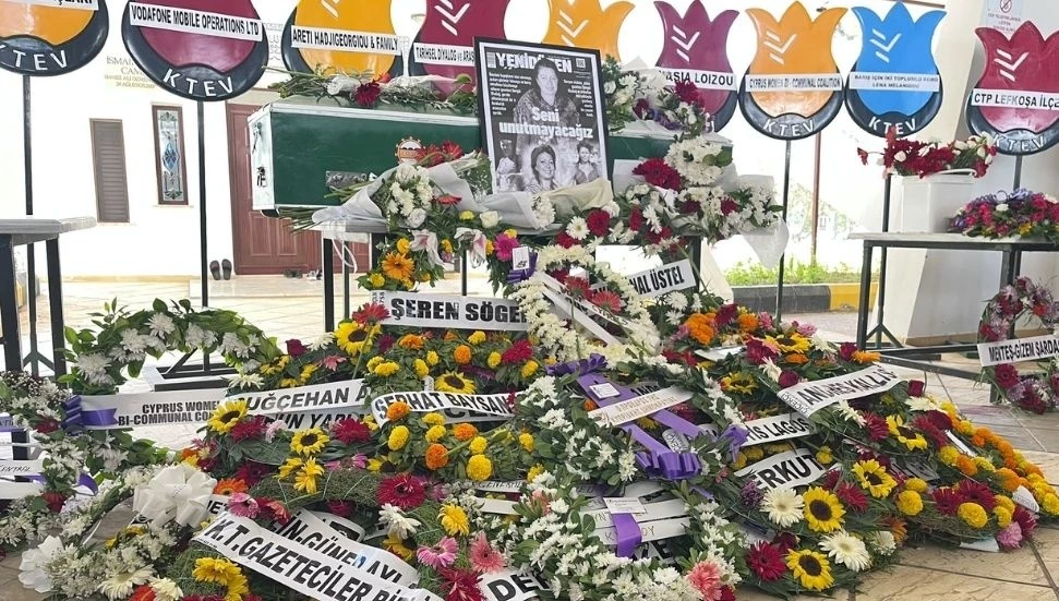 Sevgül Uludağ son yolculuğuna uğurlanıyor