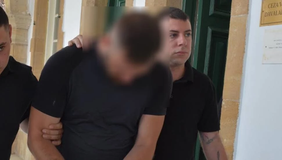 Bin 50 TL’lik tıraş makinası çaldığı iddia edilen zanlı cezaevine gönderildi