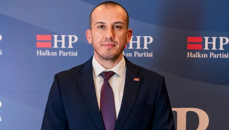 Avcıoğlu’ndan Amcaoğlu’na: Akaryakıtta küresel indirimler vatandaşa yansıtılmıyor