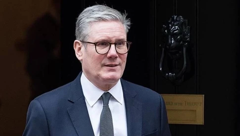Starmer resmen istifa etti: Tek amacım ülkemize başbakan olarak hizmet etmekti