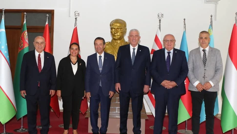 Ertuğruloğlu, İYİ Parti heyetini kabul etti