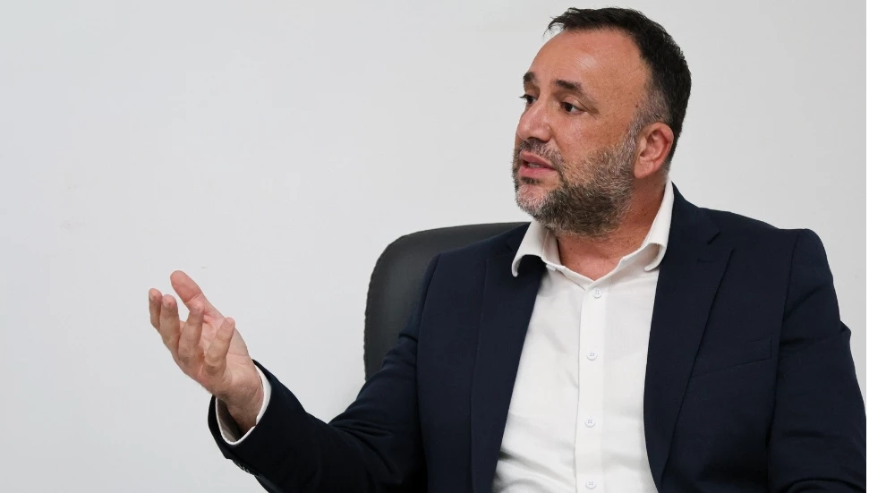 Çeler: Başbakan kendisine çok güveniyorsa benimle ve diğer parti temsilcileriyle halkın önüne çıksın