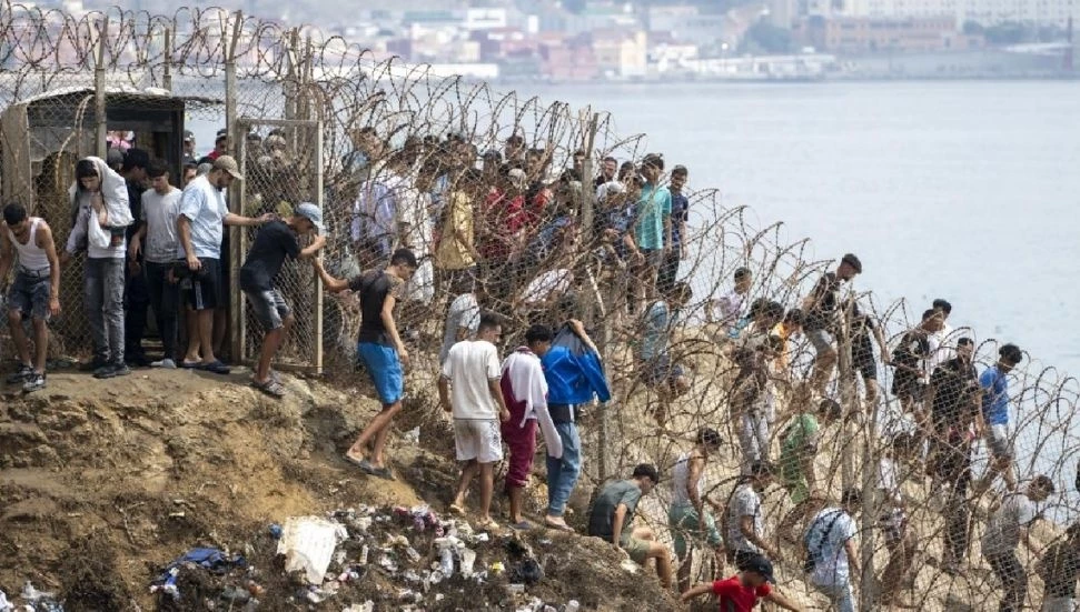 İspanya’ya geçen düzensiz göçmenlerden yaklaşık 69 bin 500’ü geri döndü: 67 kişi hayatını kaybetti