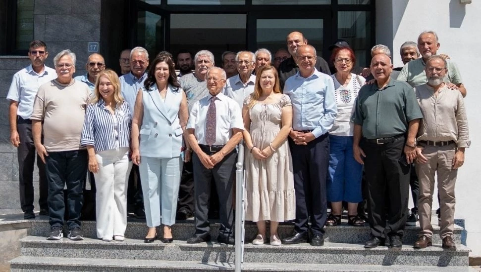 CTP, Emekliler Derneği’ni ziyaret etti: Kamusal hizmetleri güçlendireceğiz