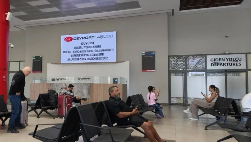 Taşucu Limanı’ndan KKTC’ye feribot seferleri iptal edildi