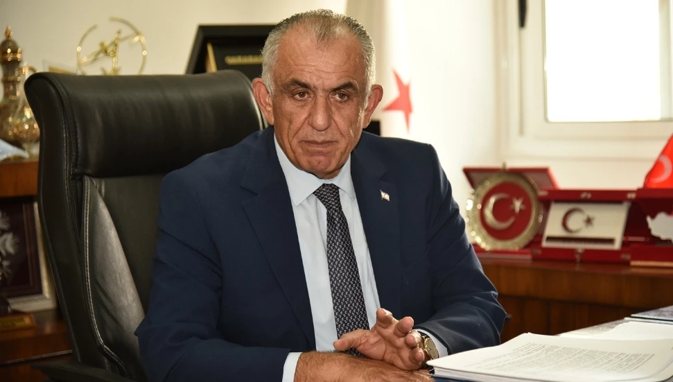 Çavuşoğlu’ndan Kar-İş’e: Samimiyetsiz olan kendileridir; Pazartesi randevu verdik, hafta sonu eylem ilan edildi