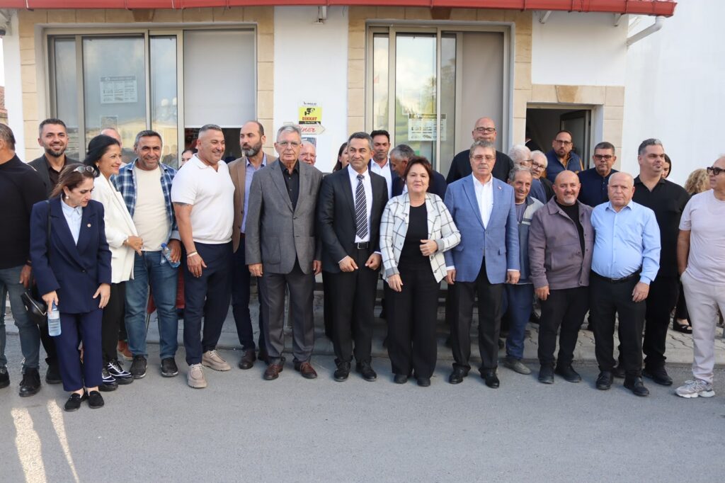Üstel, Dikmen’de Belediye başkan adayı ve vatandaşlarla buluştu