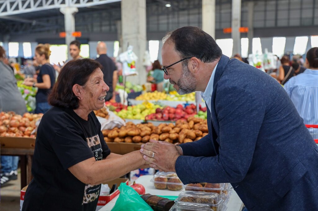 Sadıkoğlu İskele Pazar Yeri’ni ziyaret etti
