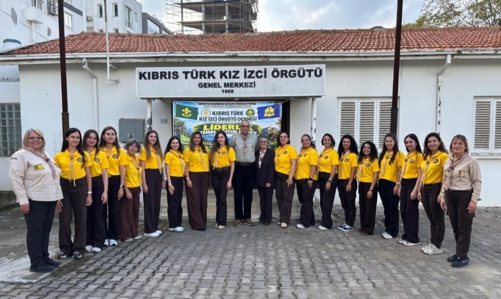 Kıbrıs Türk Kız İzci Örgütü Derneği’nden, “Liderlik Temel Eğitim Kursu”