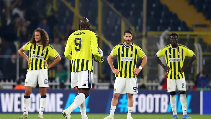 Fenerbahçe evinde Slavia Prag ile berabere kaldı