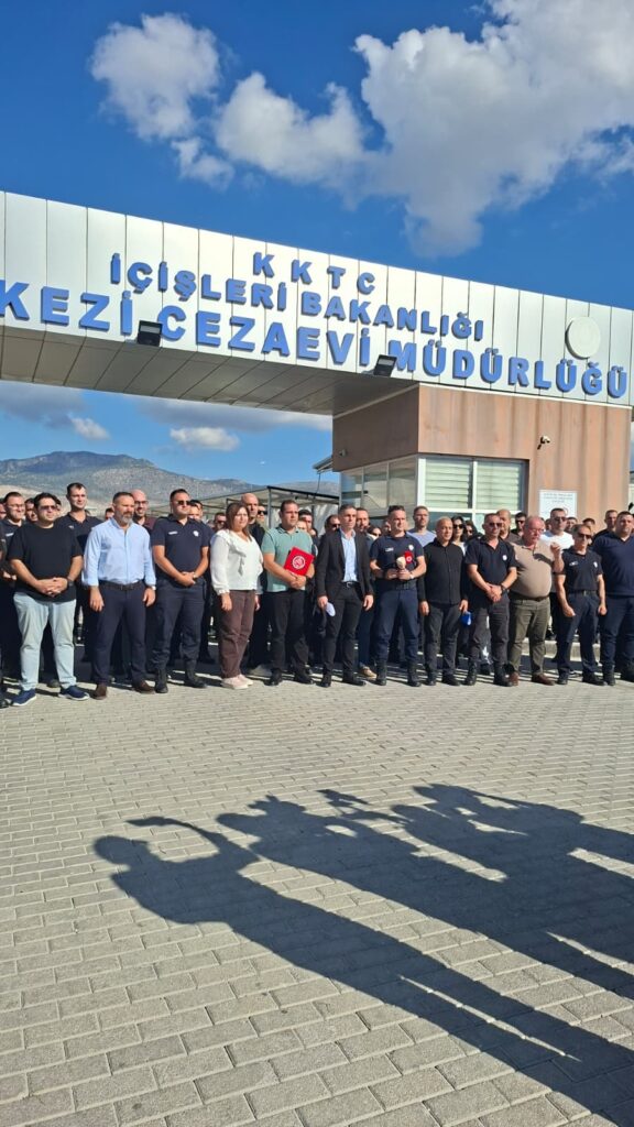 HAKSEN cezaevindeki greve katıldı