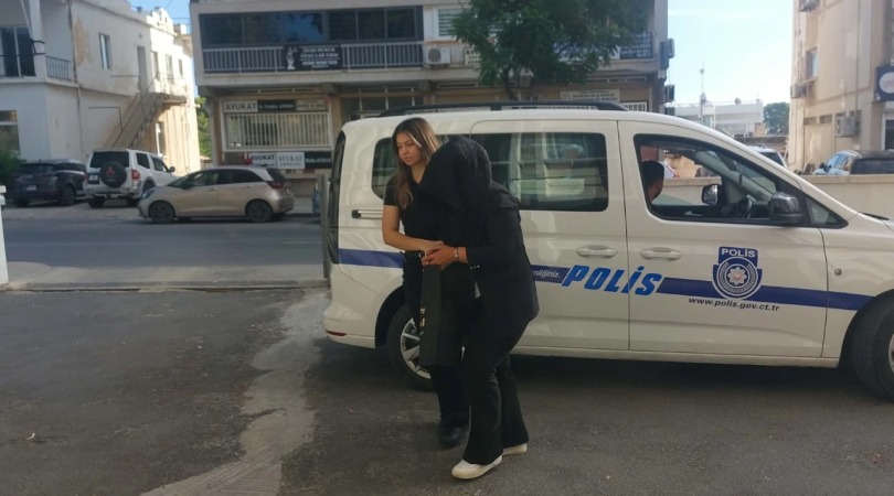 Sorgu odasında polislerin sesini gizlice kaydetti: 1 gün tutuklu