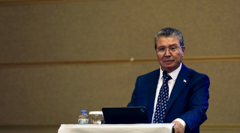 Üstel: Bu topraklarda bayrağımız inmeyecek, ezanımız susmayacak