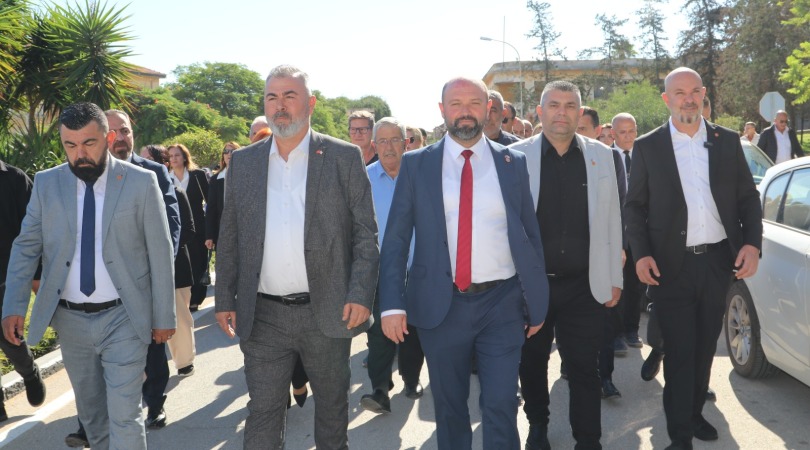 Özdemir: Tatlısu’da büyüdüm, şimdi Tatlısu’nun geleceği için hazırım