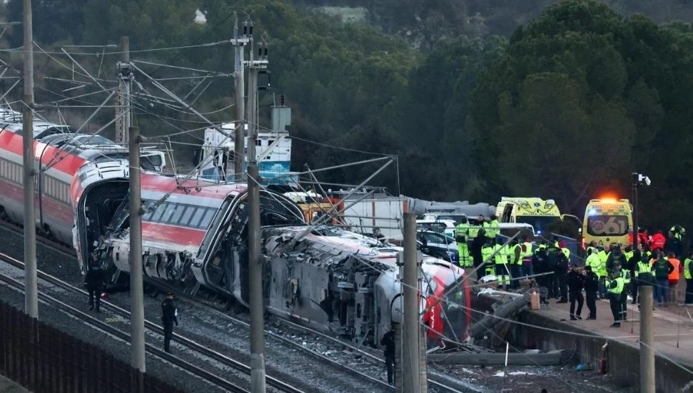 İspanya’da iki hızlı tren çarpıştı: 46 ölü, 150 yaralı