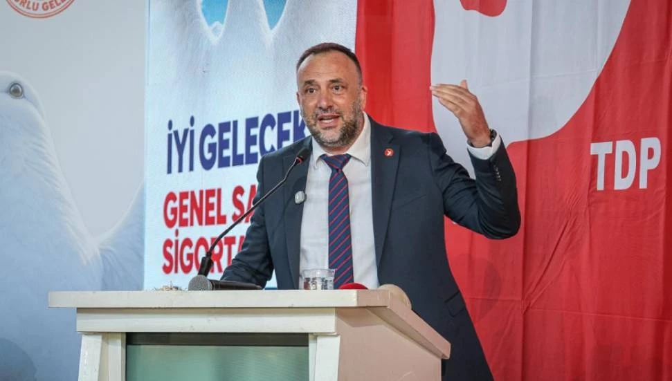 “Gençleri bu ülkede tutacak, eğitimde ve istihdamda önünü açacağız!”