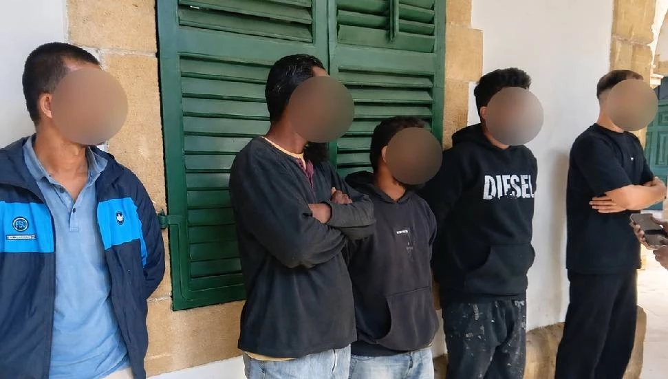 5 kaçak mahkemede: 153 ile 321 gün arasında ülkede izinsiz ikamet ettikleri tespit edildi